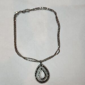 Silver Teardrop Pendant Necklace - Elegant Women's Jewelry